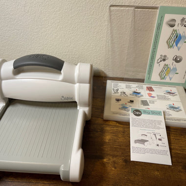 Sizzix Big Shot Die Cutting and Embossing Machine & Craft Bundle