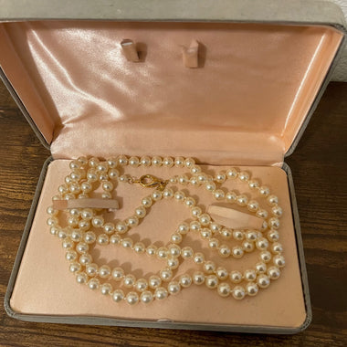 Lady Remington LR Signed Stardom Faux Pearl 24" Necklace