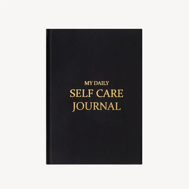 Self Care: Gratitude Journal Daily Affirmations Undated Life Planner