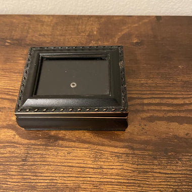 Vintage Cottage Garden Tiny Black Rope Jewelry Box 4.5’ x 3.5”