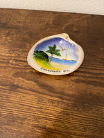 Hand-Painted Clam Shells of Ensenada and Hawaii