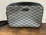 Michael Kors Jet Set Item E/W zip crossbody bag