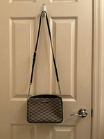 Michael Kors Jet Set Item E/W zip crossbody bag