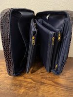 SeneGence Cosmetic Bag and mirror set: Faux Crocodile Great Travel Kit